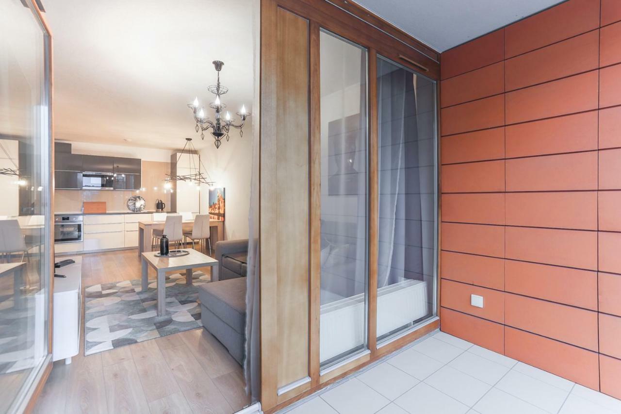 Apartmate Spacious Apartment With Balcony Oldtown For 6 People Гданьск Экстерьер фото
