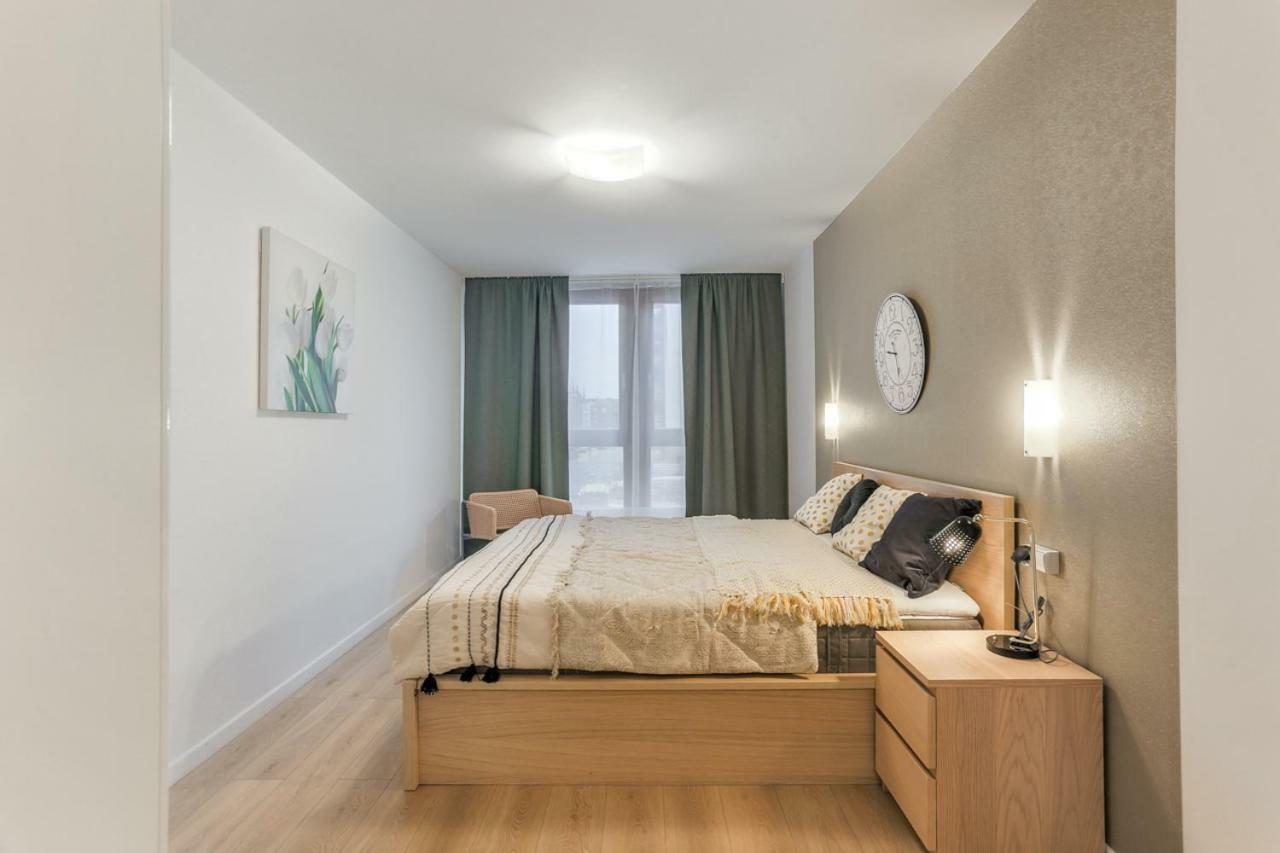 Apartmate Spacious Apartment With Balcony Oldtown For 6 People Гданьск Экстерьер фото